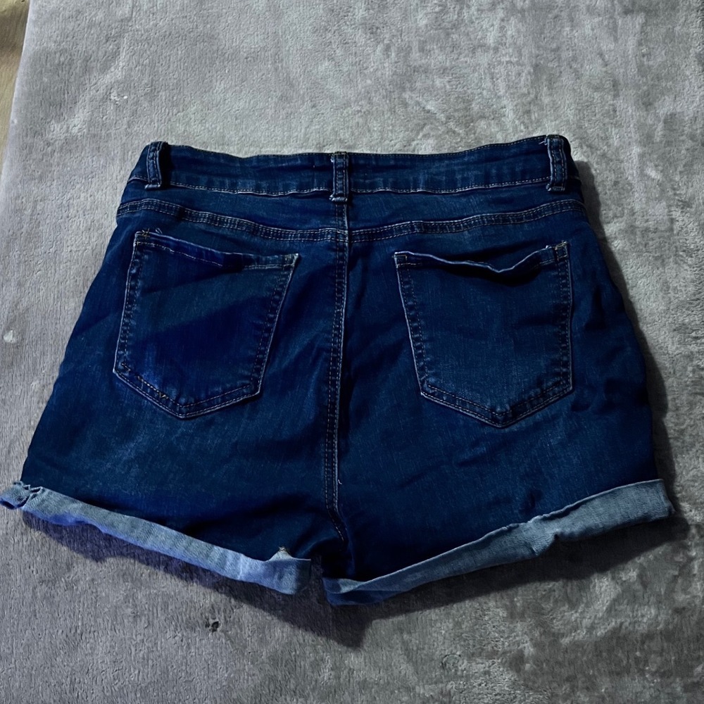 Blue Savvy Dark Wash Cuffed Denim Shorts Womens Size 13/31 High Waisted Stretch - Picture 4 of 4